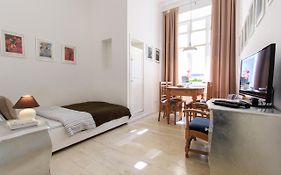 Rental Apartments Poznanska
